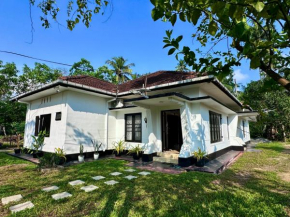 Sunny Surf Villa